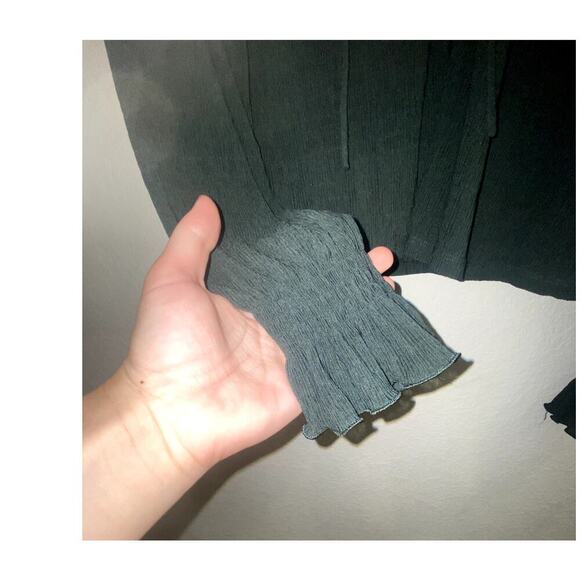 MNG Womens Forest Green Ruffle Long Sleeve Blouse Size Medium - Picture 5 of 5